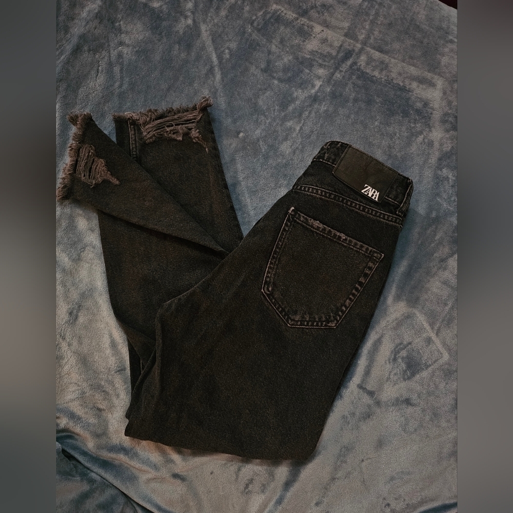 Zara High Rise Black Ripped Jeans - Picture 13 of 15